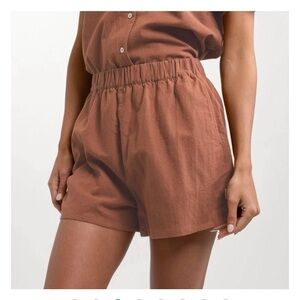 RHYTHM WOMENS CLASSIC BEACH SHORT — US SIZE 4